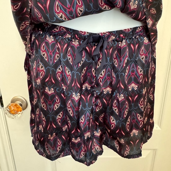 APT 9 THREE PIECE PAJAMA SET. MIX & MATCH CAMI IS XXL. SHORT & LONG PANTS ARE XL - Picture 8 of 16